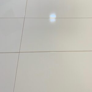 Whites Brillo Wandfliese weiß glänzend 36 x 80 cm 1. Sorte